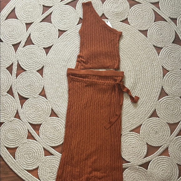 Rust One-Shoulder Knit Set - Picture 2 of 9